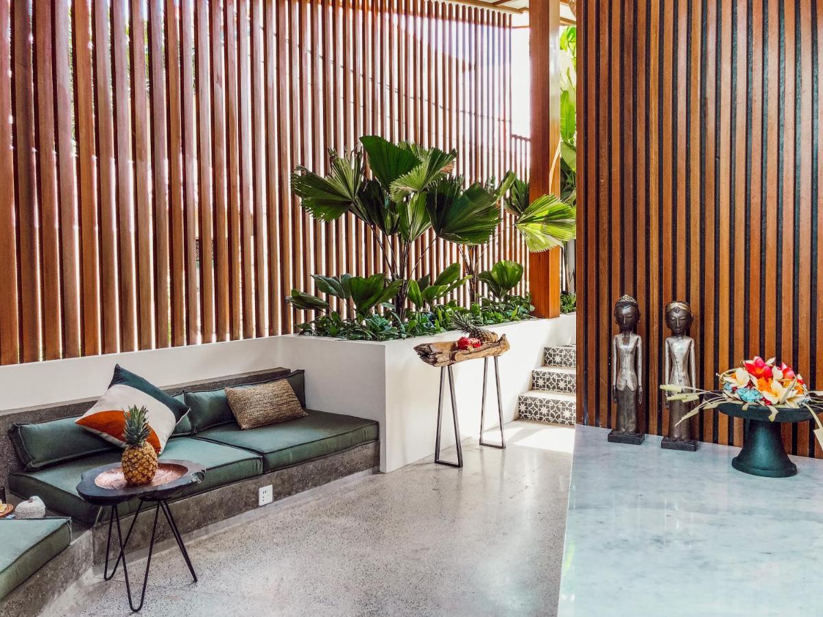 Beyond Bespoke Villas スミニャック エクステリア 写真