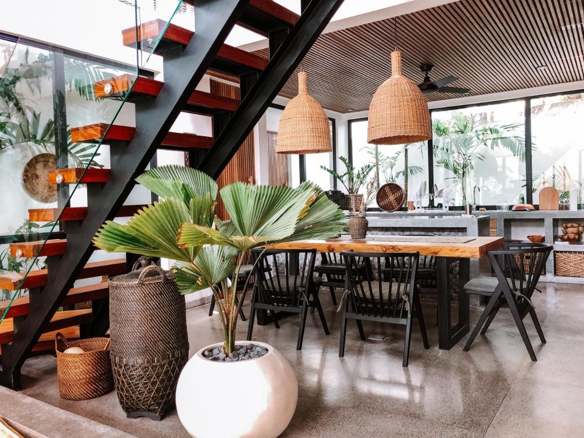 Beyond Bespoke Villas スミニャック エクステリア 写真